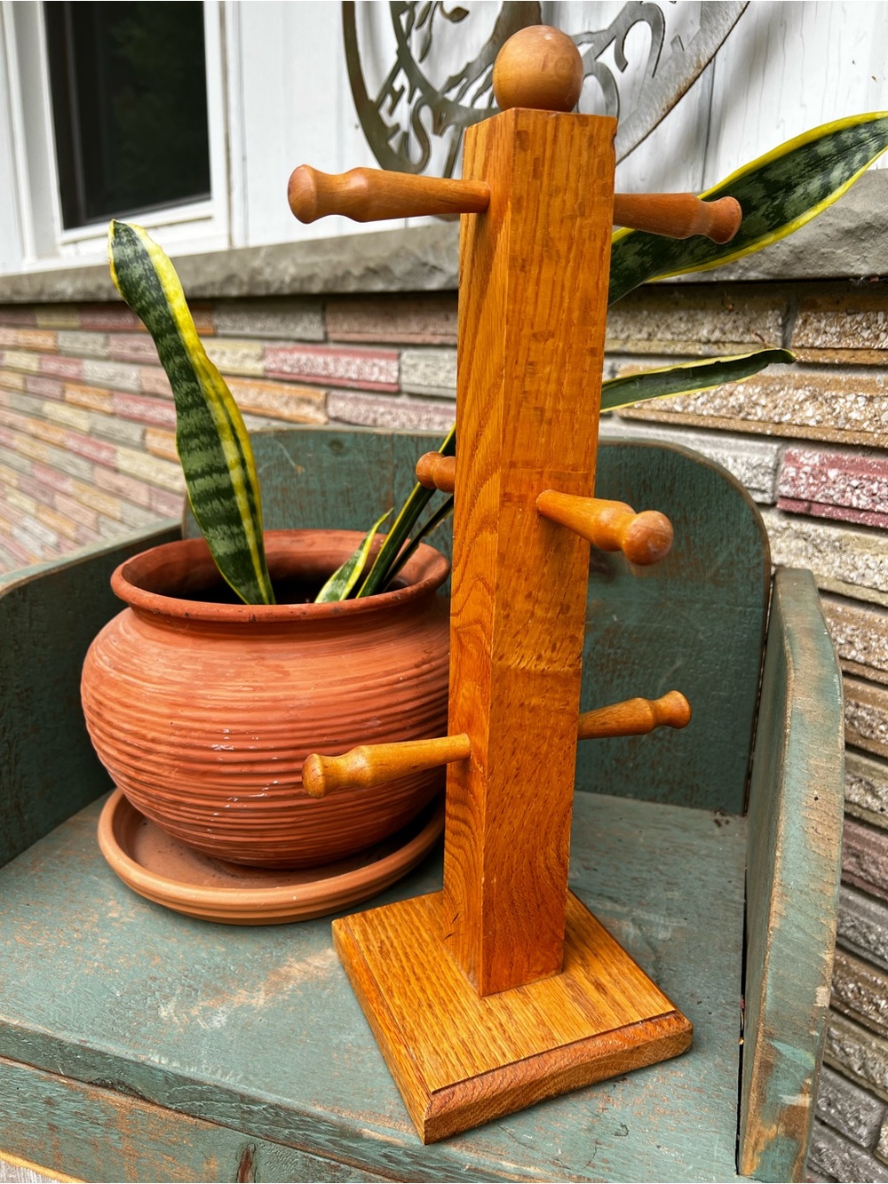 Vintage Wooden Mug Holder